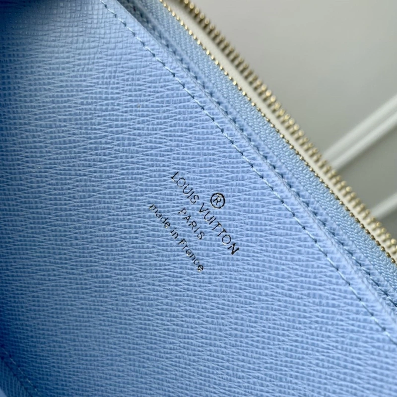 LV Wallets 4048I-0012
