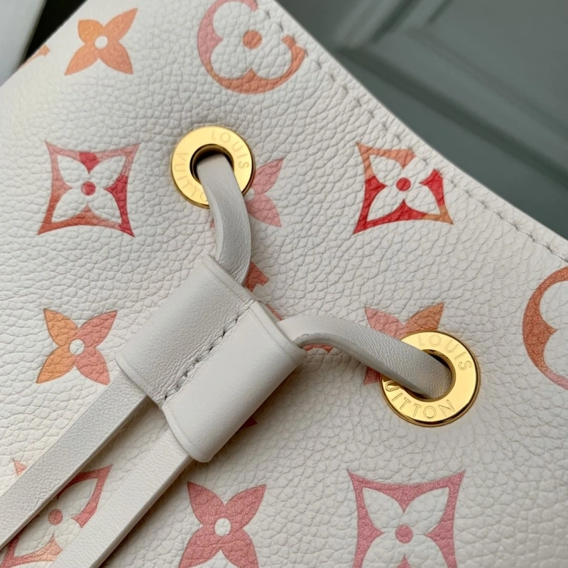LV Bucket Bags 4048I-0018