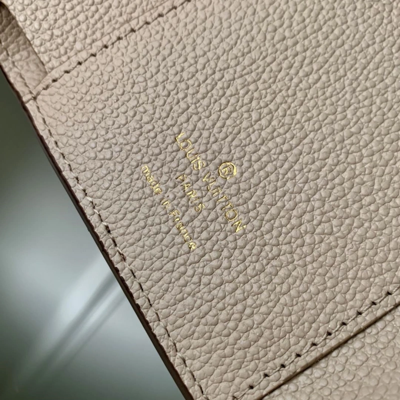 LV Wallets 4048I-0053