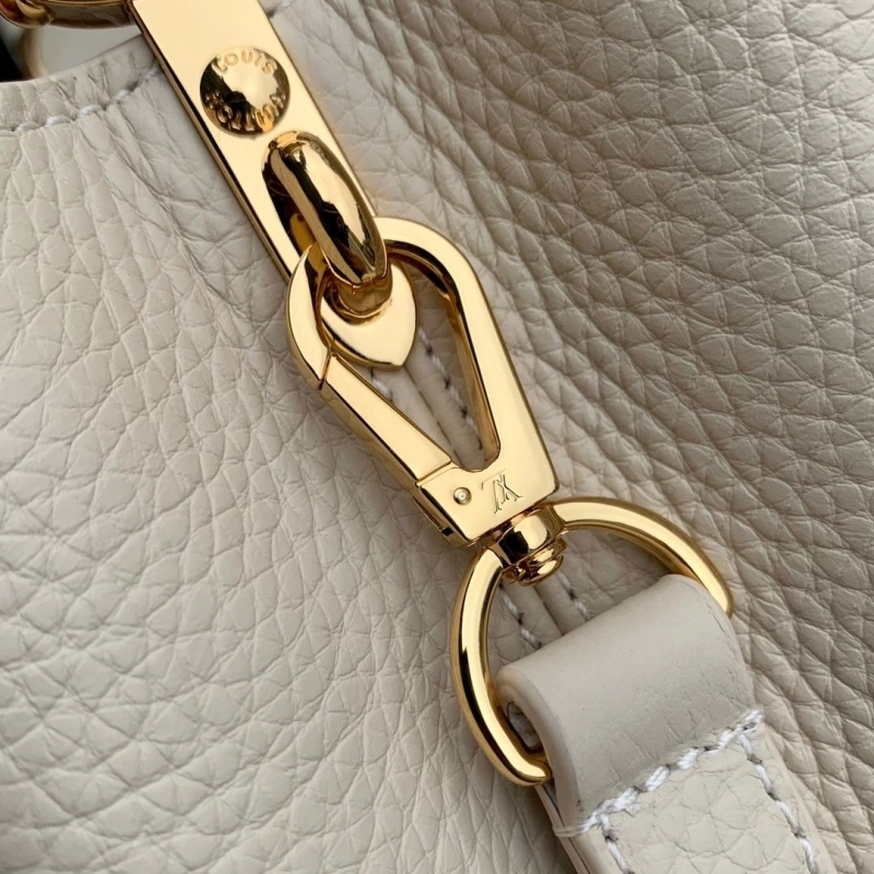 LV Capucines Bags 4048I-0089