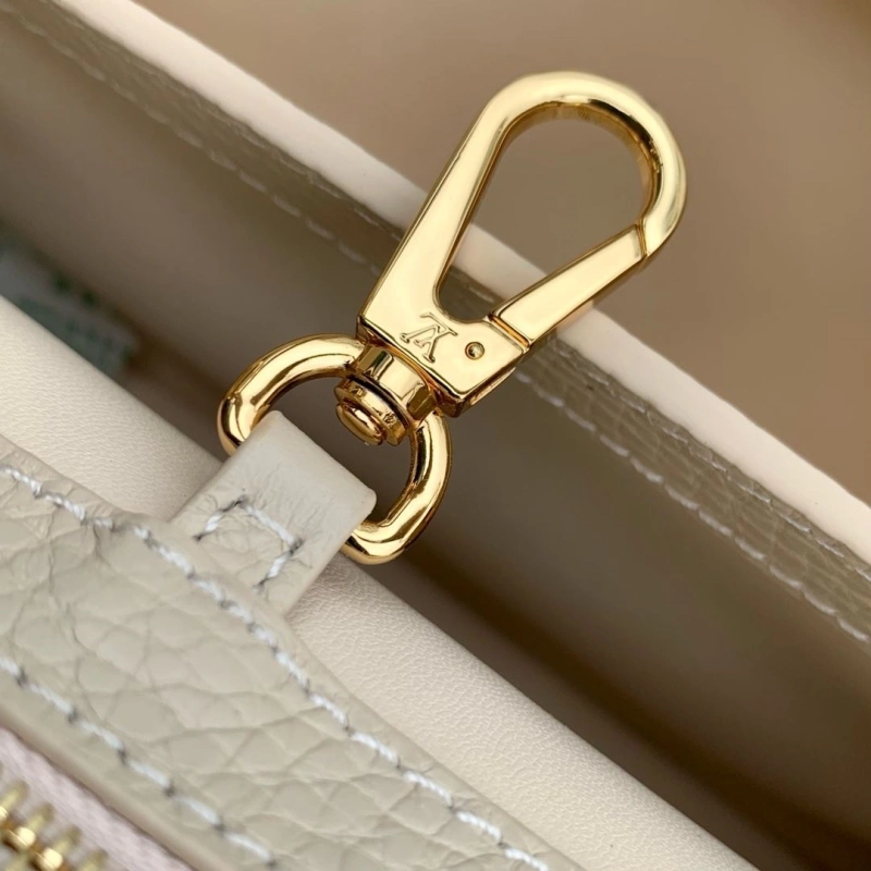 LV Capucines Bags 4048I-0089