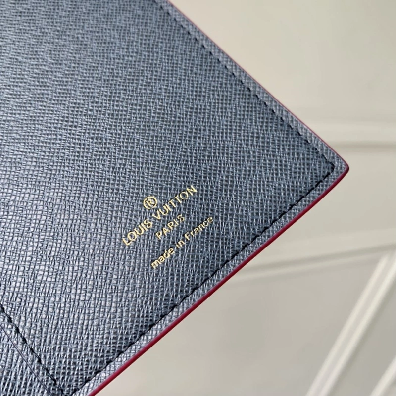 LV Wallets 4048I-0102