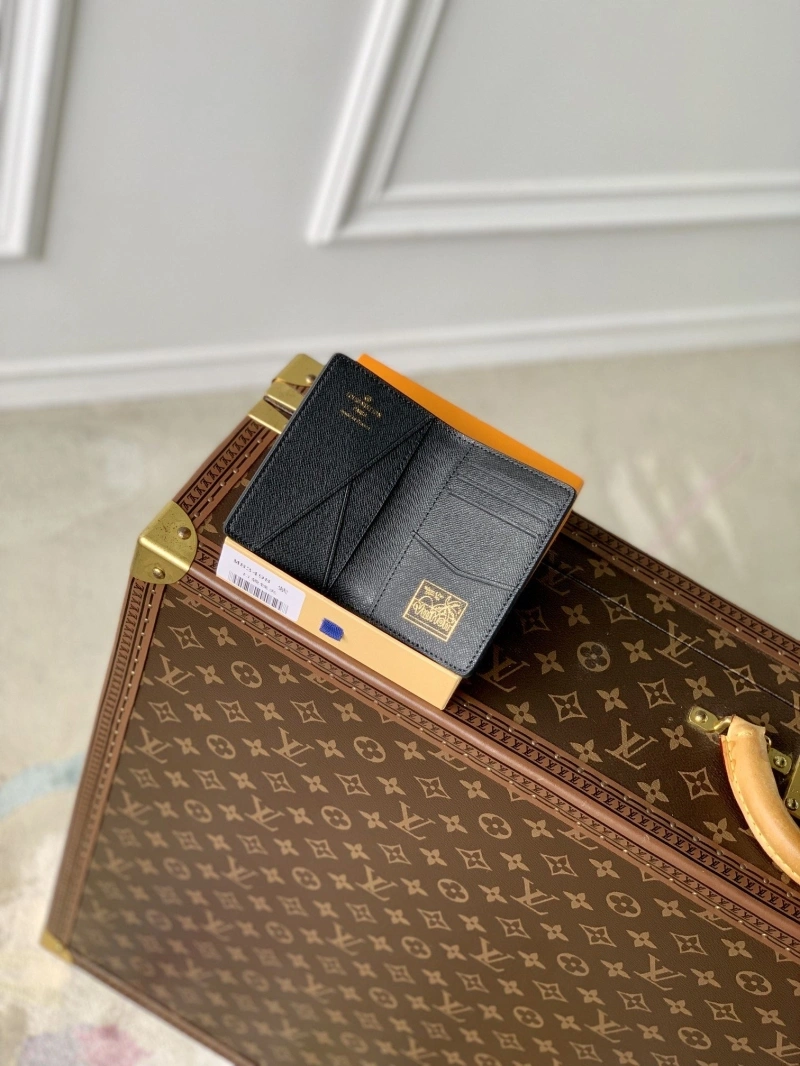 LV Wallets 4048I-0103