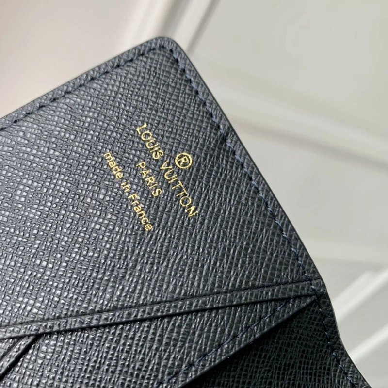 LV Wallets 4048I-0103