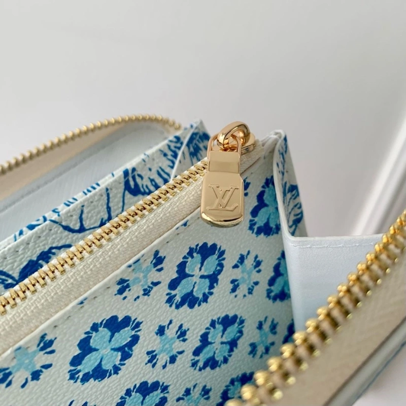 LV Wallets 4048I-0115