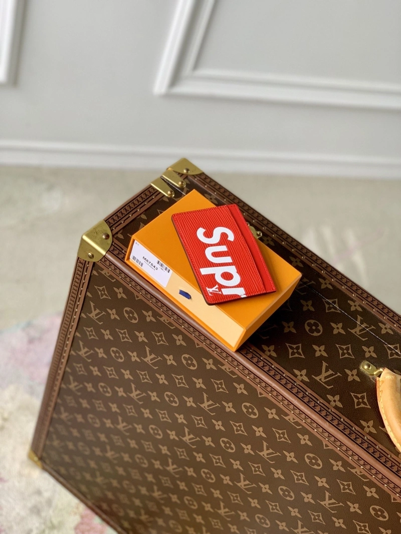 LV Wallets 4048I-0119