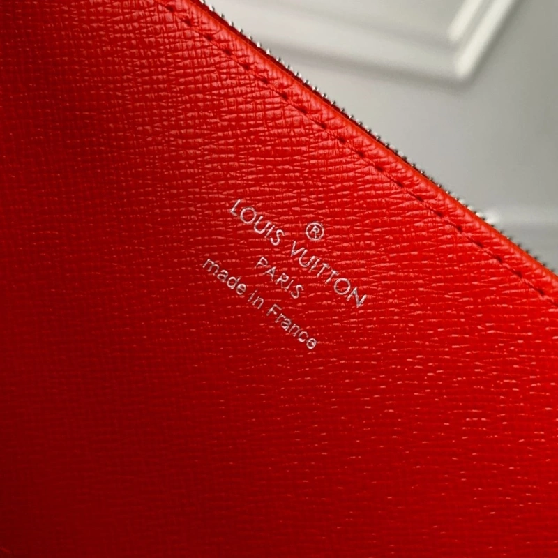 LV Wallets 4048I-0122