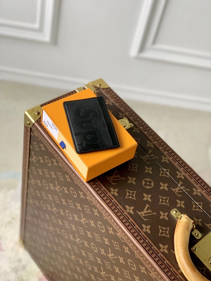 LV Wallets 4048I-0123