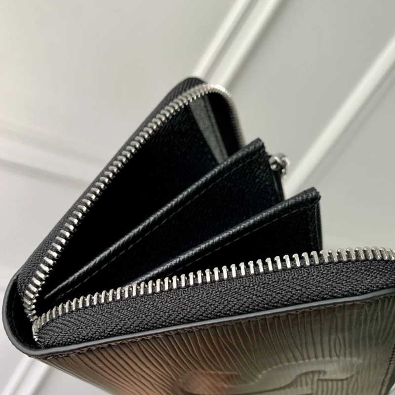 LV Wallets 4048I-0126