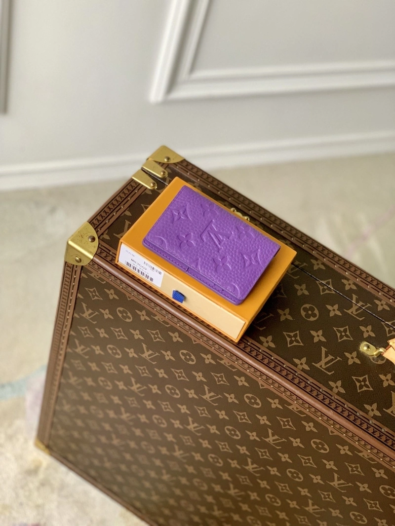 LV Wallets 4048I-0128