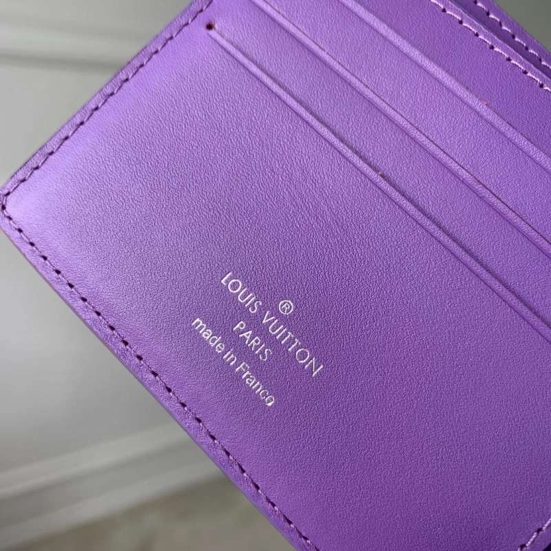 LV Wallets 4048I-0129