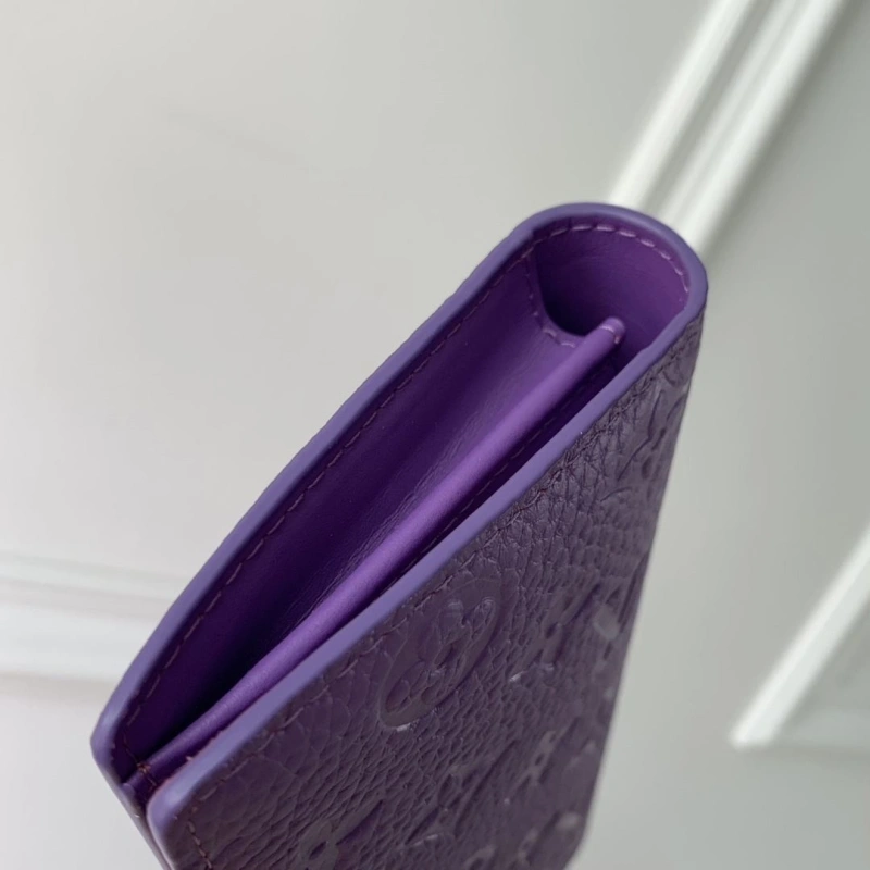 LV Wallets 4048I-0130