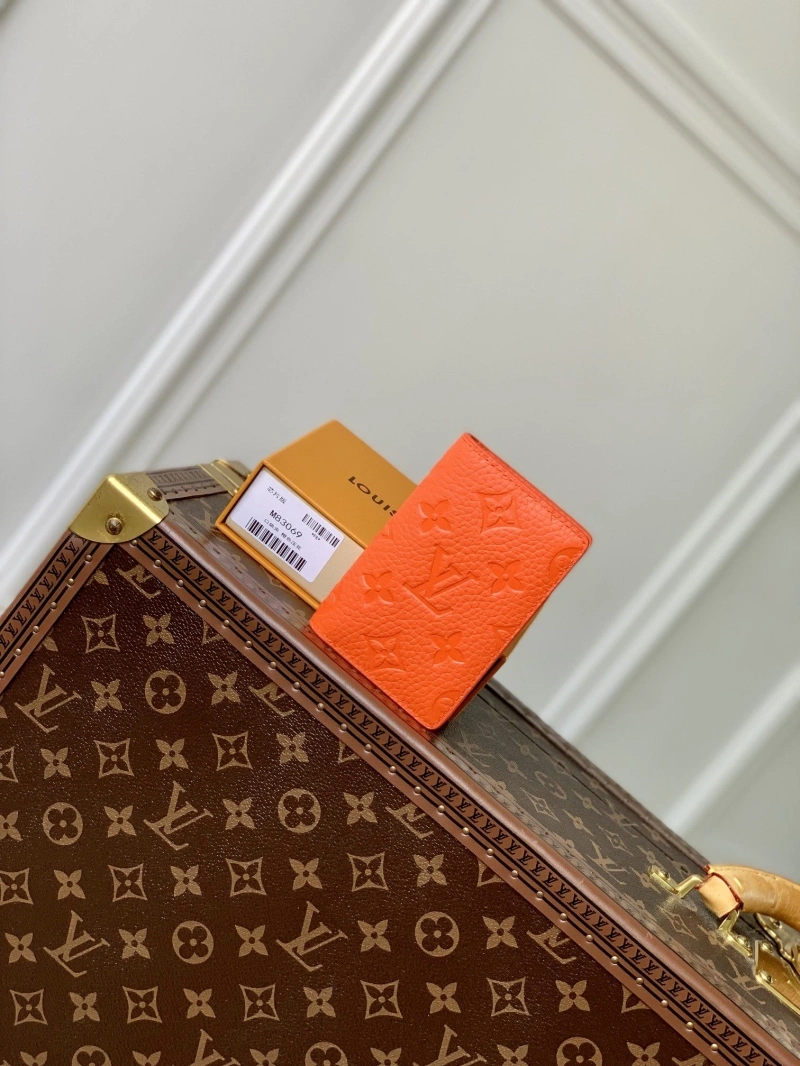 LV Wallets 4048I-0132