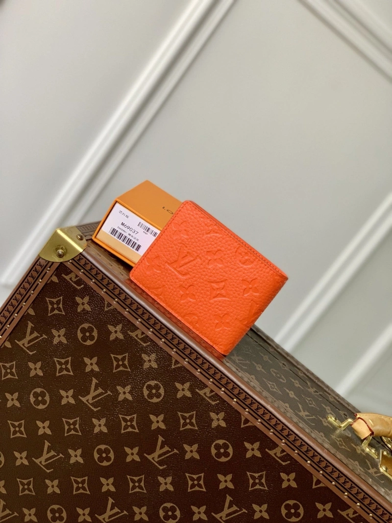 LV Wallets 4048I-0133
