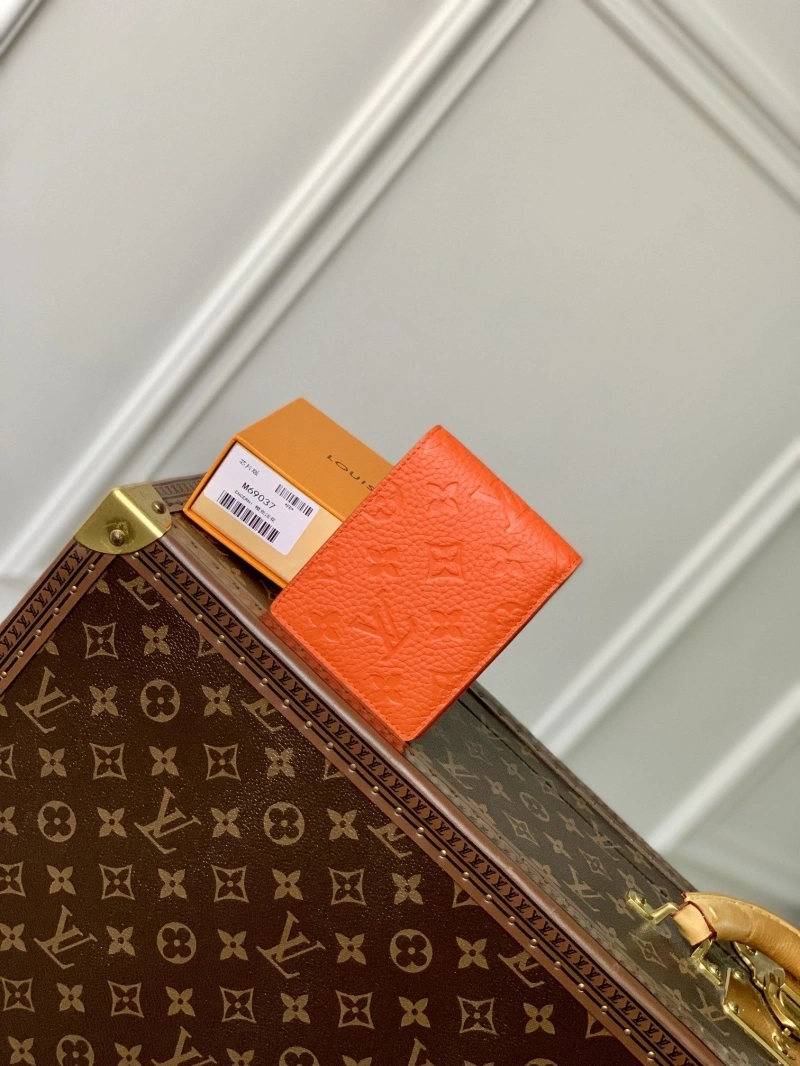 LV Wallets 4048I-0133