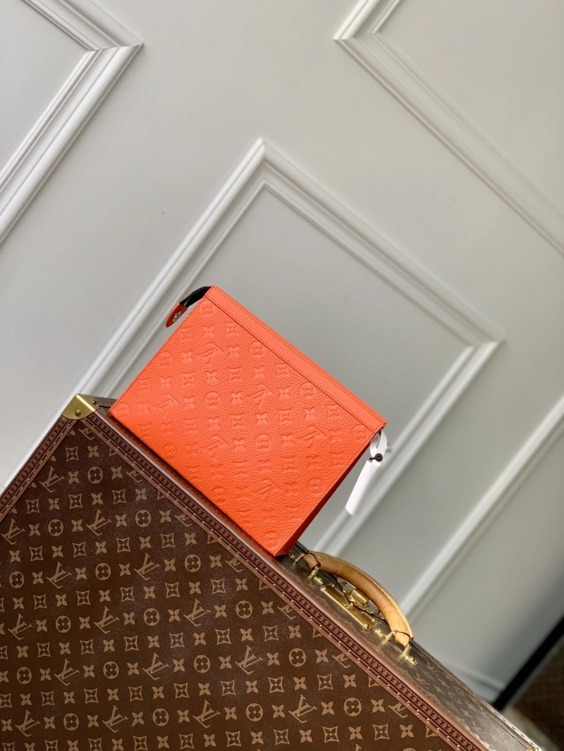 LV Clutch Bags 4048I-0135