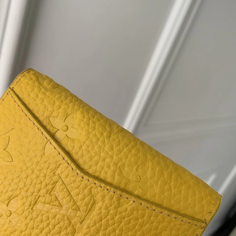 LV Wallets 4048I-0144