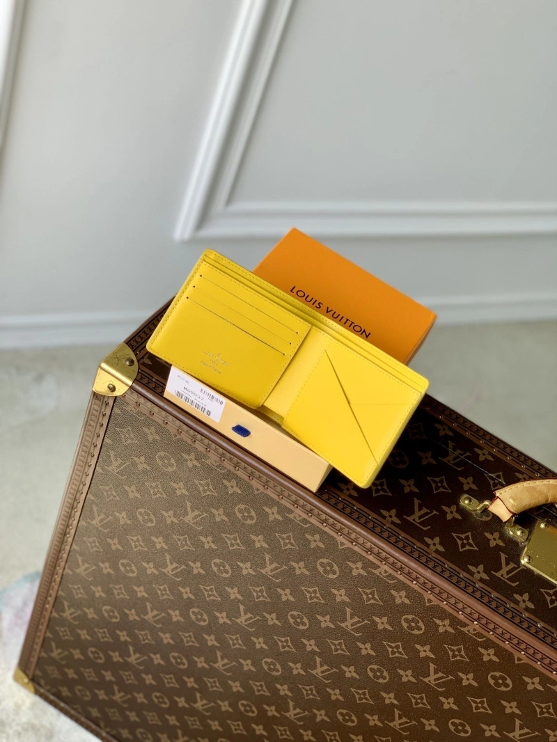 LV Wallets 4048I-0145