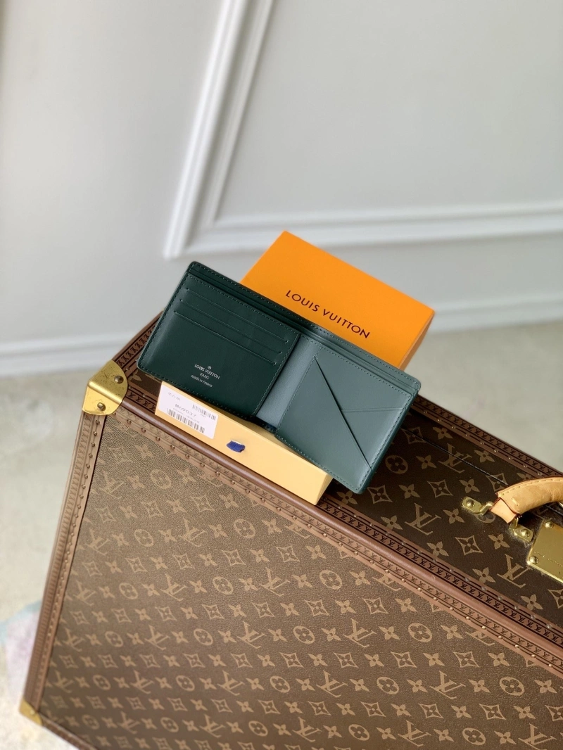 LV Wallets 4048I-0149