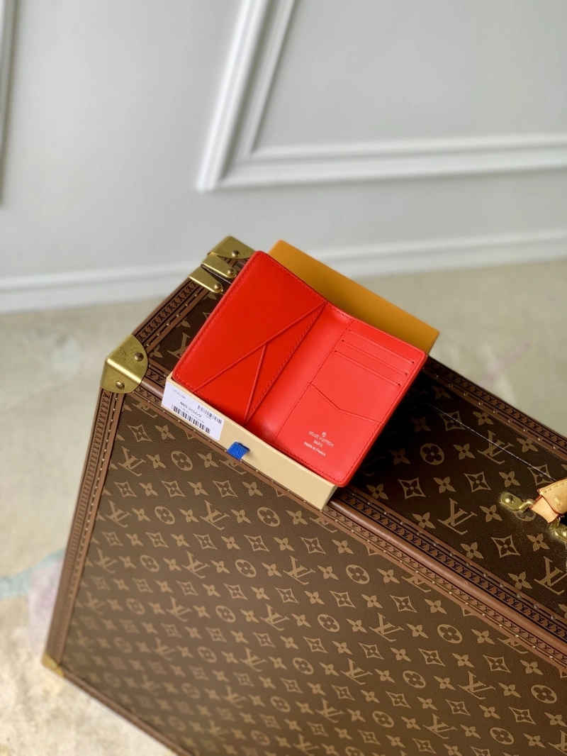 LV Wallets 4048I-0152