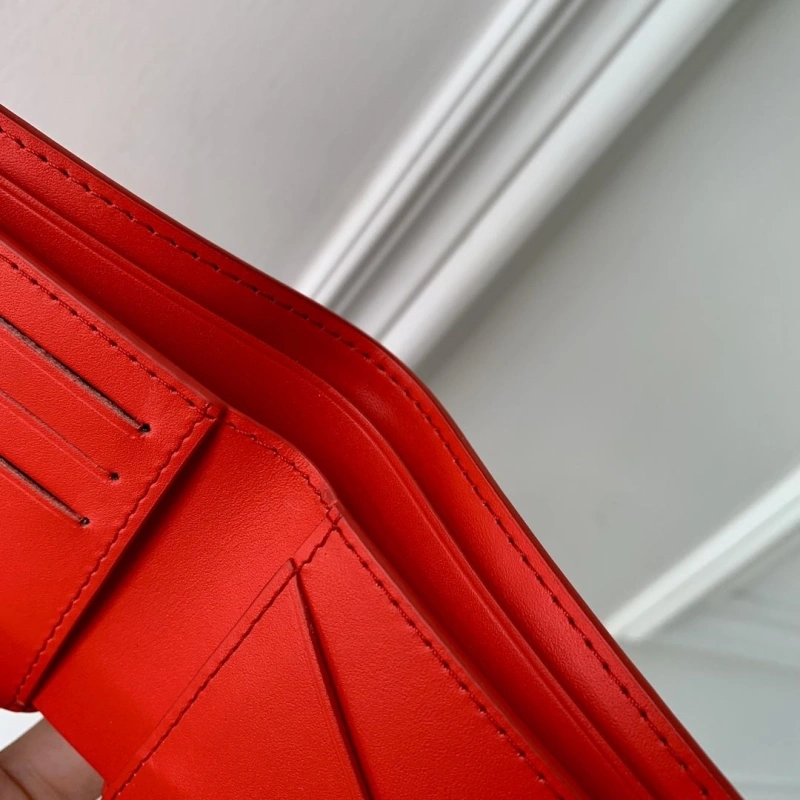 LV Wallets 4048I-0153