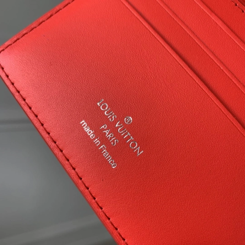 LV Wallets 4048I-0153