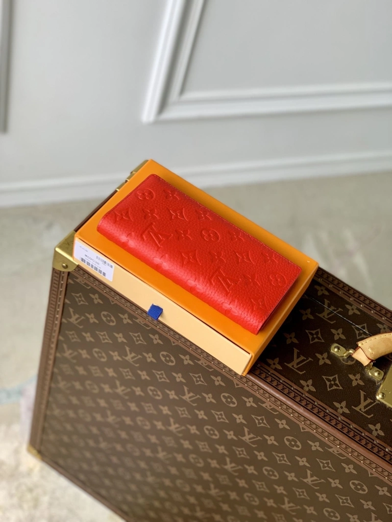 LV Wallets 4048I-0154
