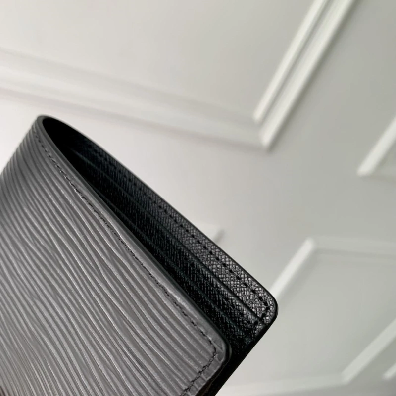 LV Wallets 4048I-0170