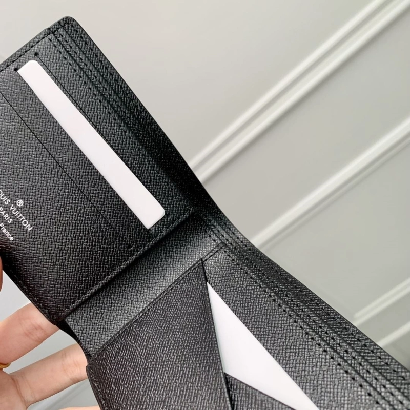 LV Wallets 4048I-0170