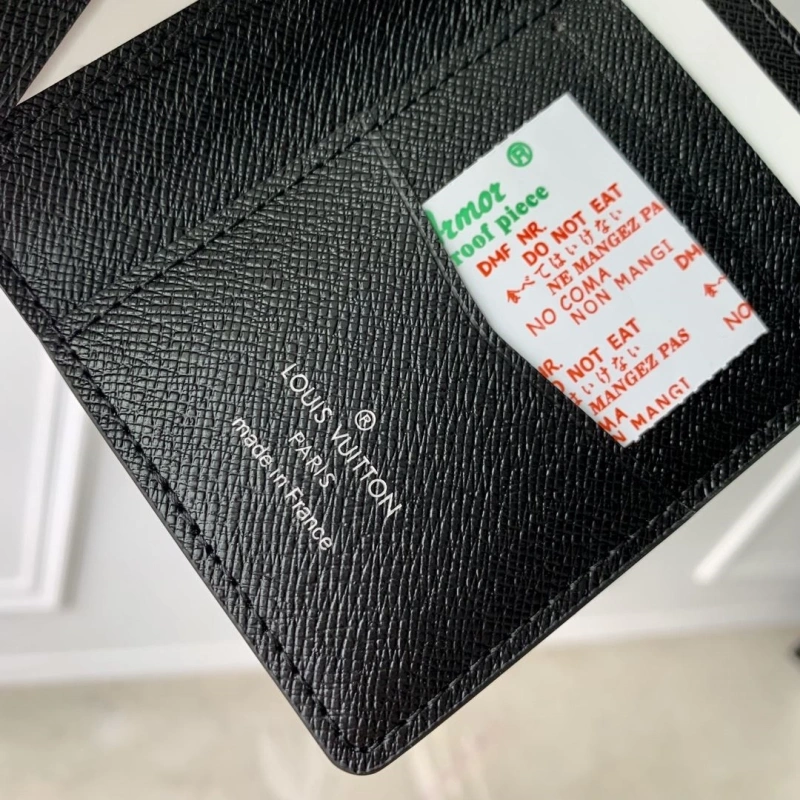 LV Wallets 4048I-0174