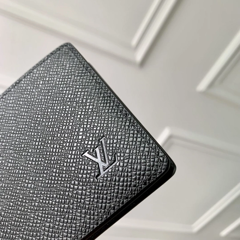 LV Wallets 4048I-0175