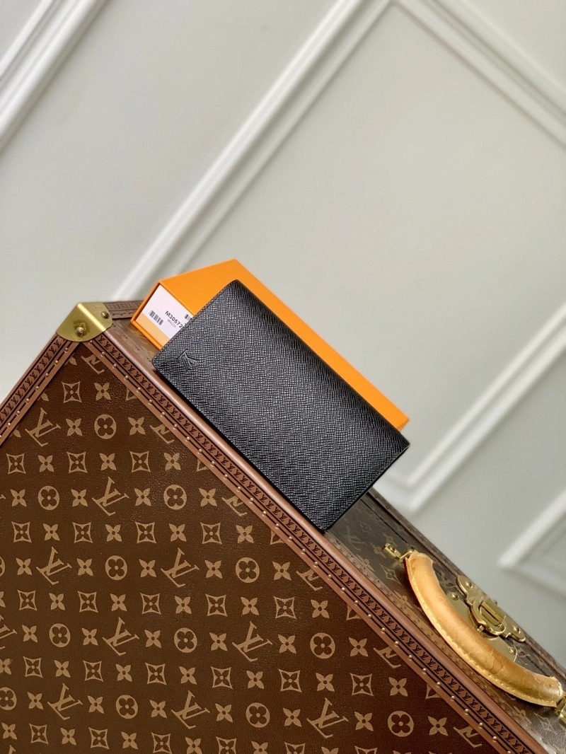 LV Wallets 4048I-0176