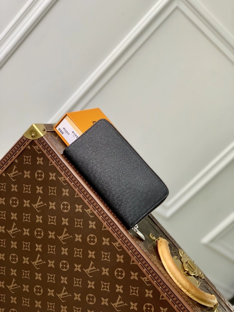 LV Wallets 4048I-0177