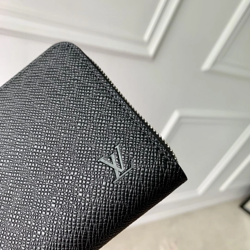 LV Wallets 4048I-0177