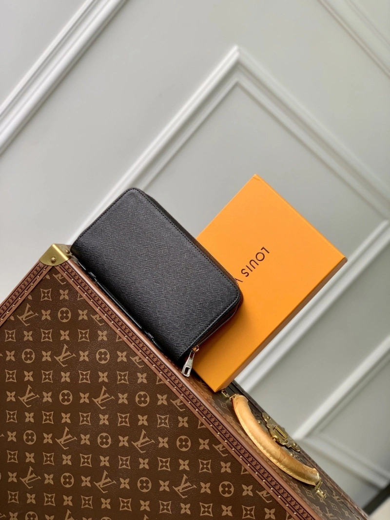 LV Wallets 4048I-0178