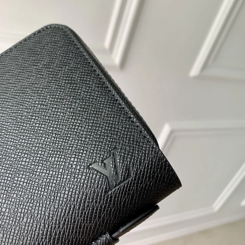 LV Wallets 4048I-0178