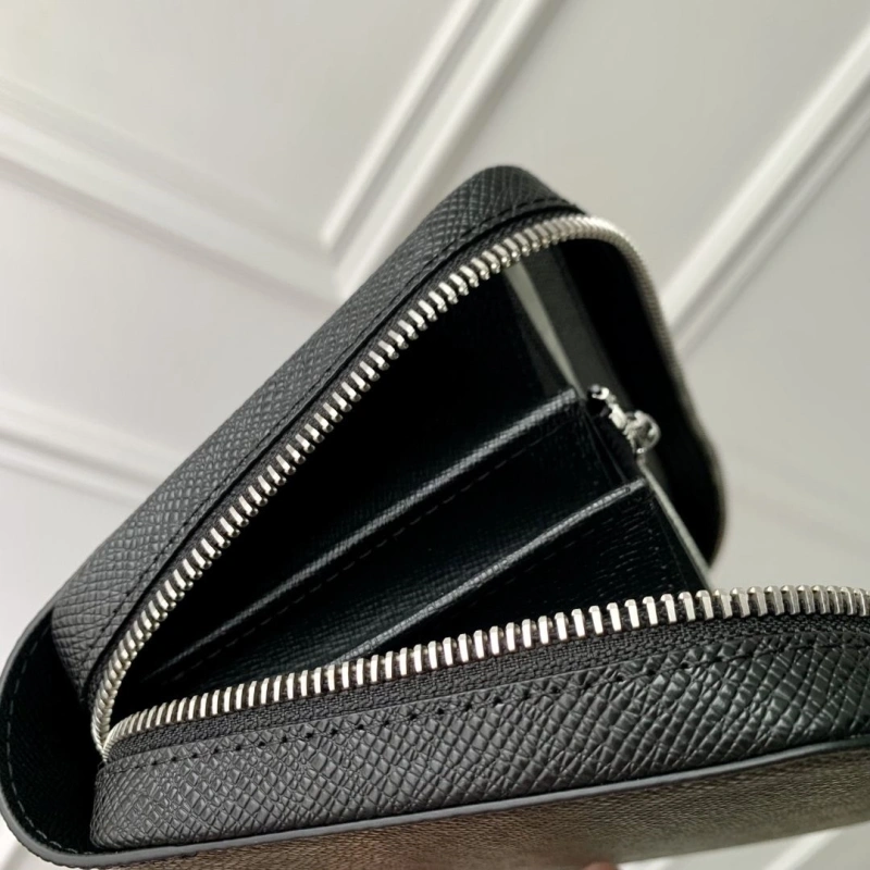 LV Wallets 4048I-0178