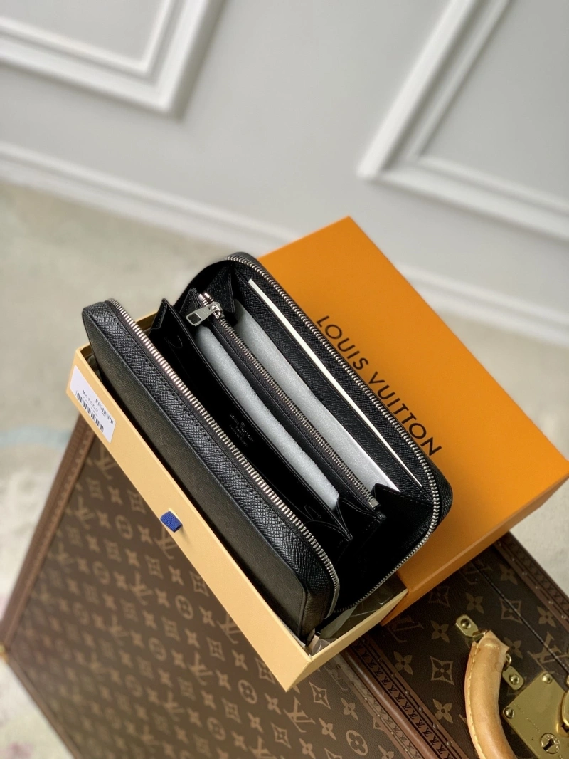 LV Wallets 4048I-0178