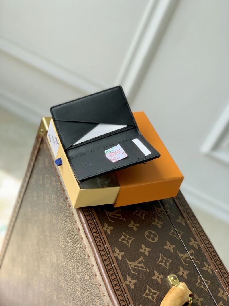 LV Wallets 4048I-0179