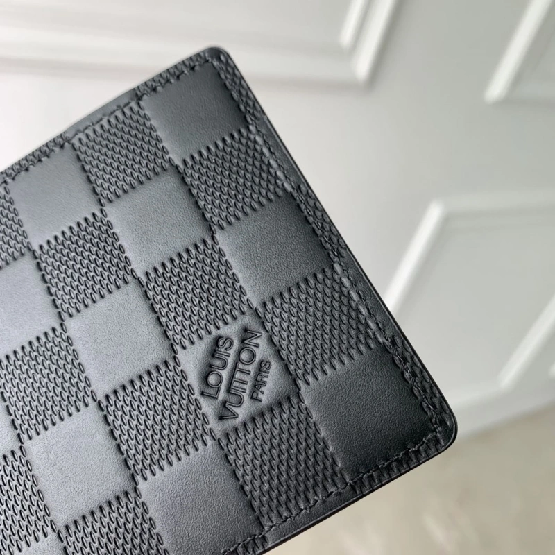 LV Wallets 4048I-0180