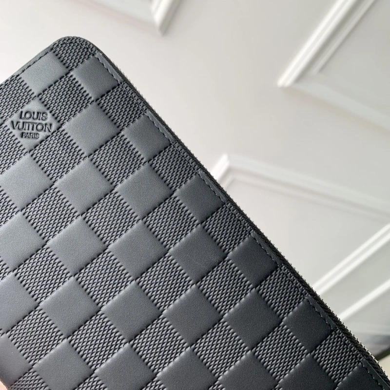 LV Wallets 4048I-0184