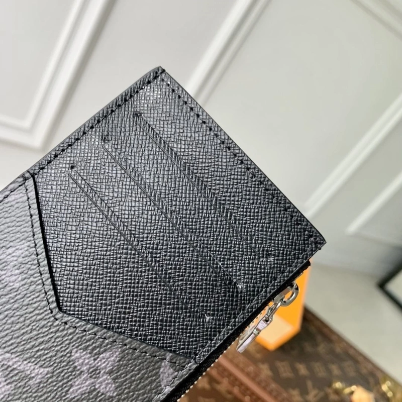 LV Wallets 4048I-0185