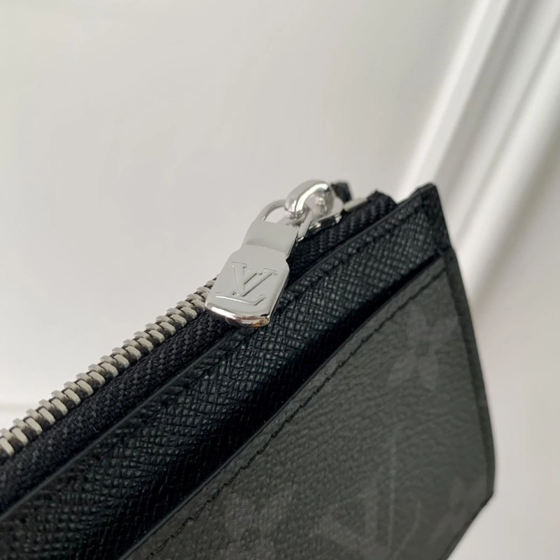 LV Wallets 4048I-0185