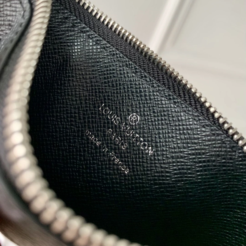 LV Wallets 4048I-0185