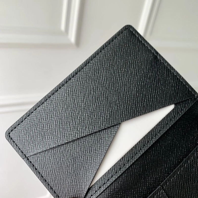 LV Wallets 4048I-0186