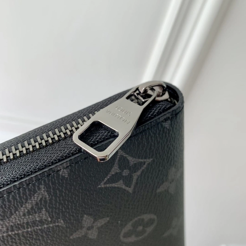 LV Wallets 4048I-0189