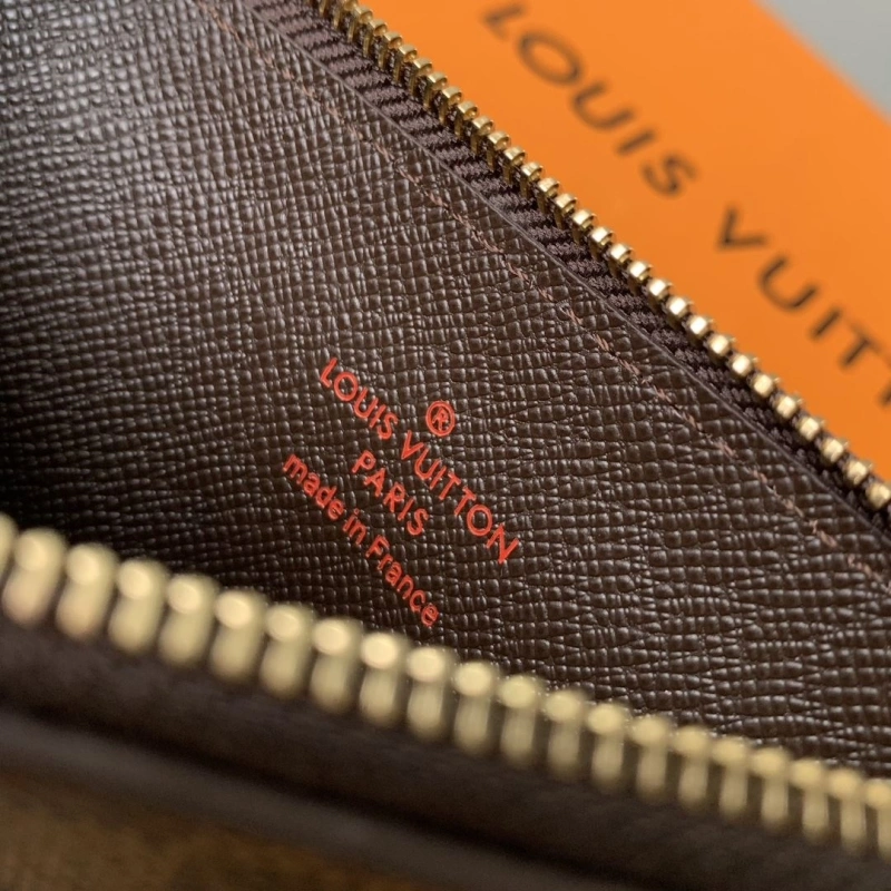 LV Wallets 4048I-0192