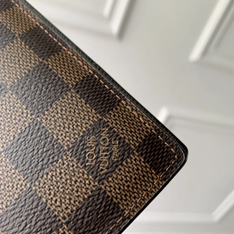 LV Wallets 4048I-0193