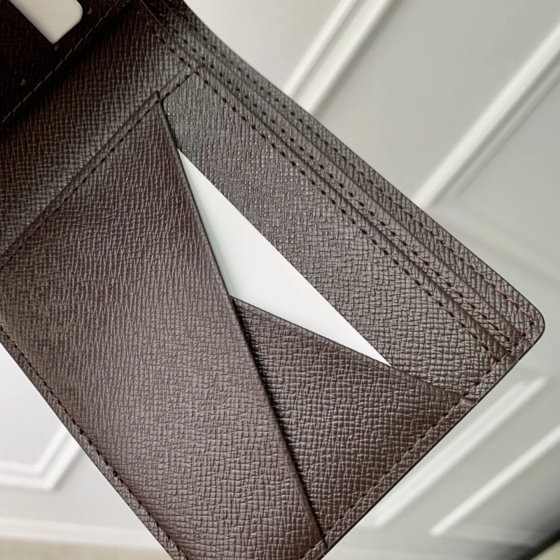 LV Wallets 4048I-0194