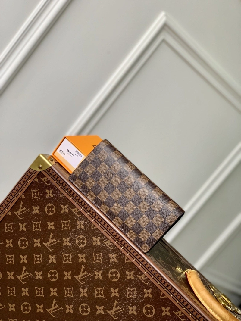 LV Wallets 4048I-0195